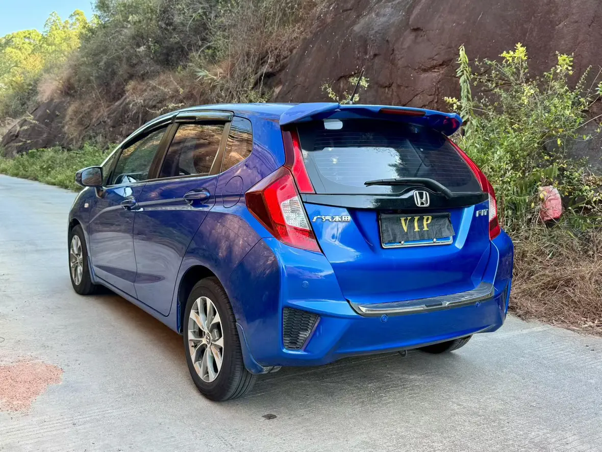 Honda Fit  из Китая