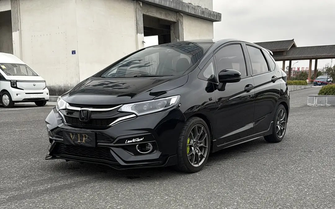 Honda Fit  из Китая