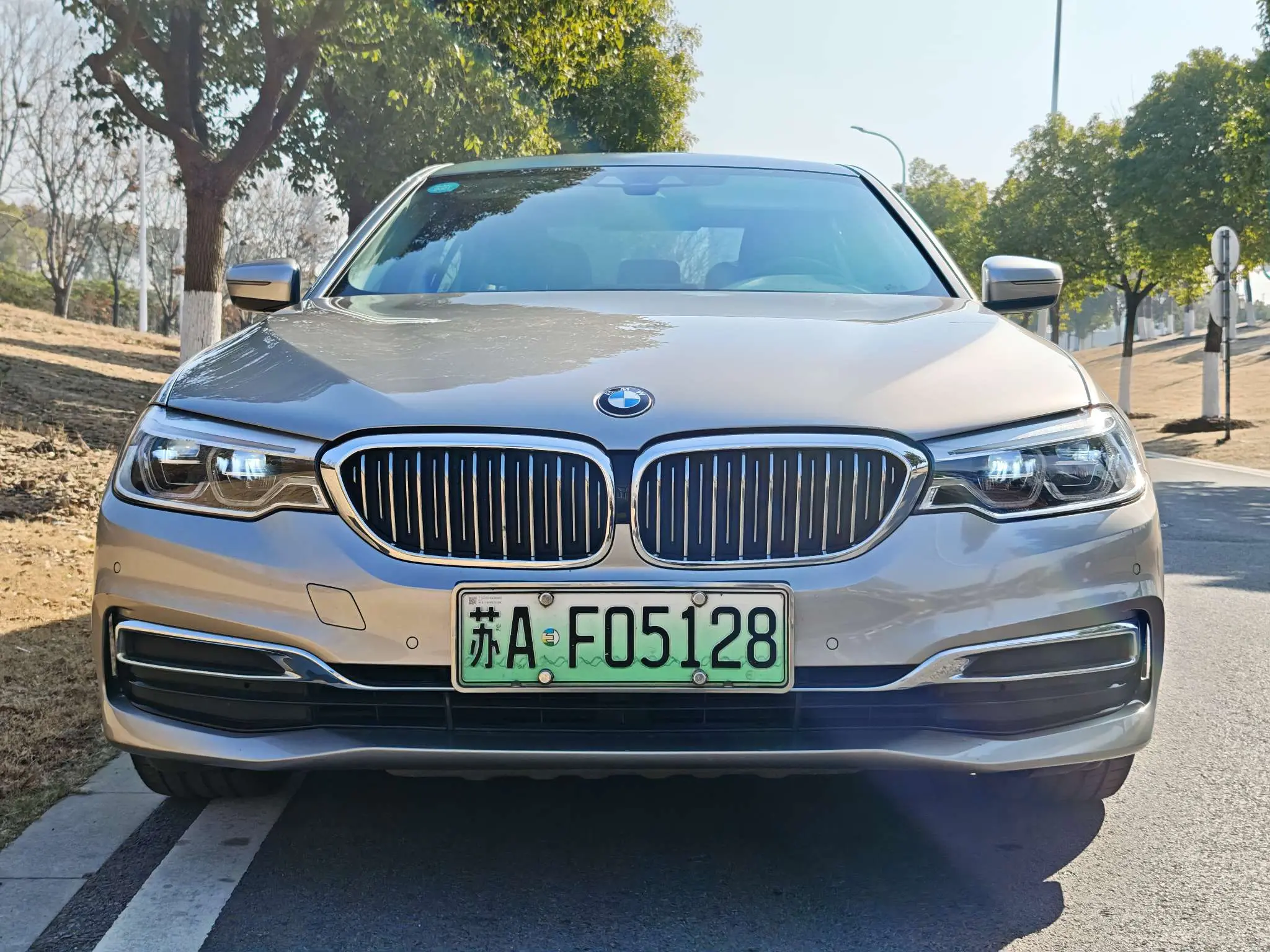 BMW 5 Series PHEV  из Китая