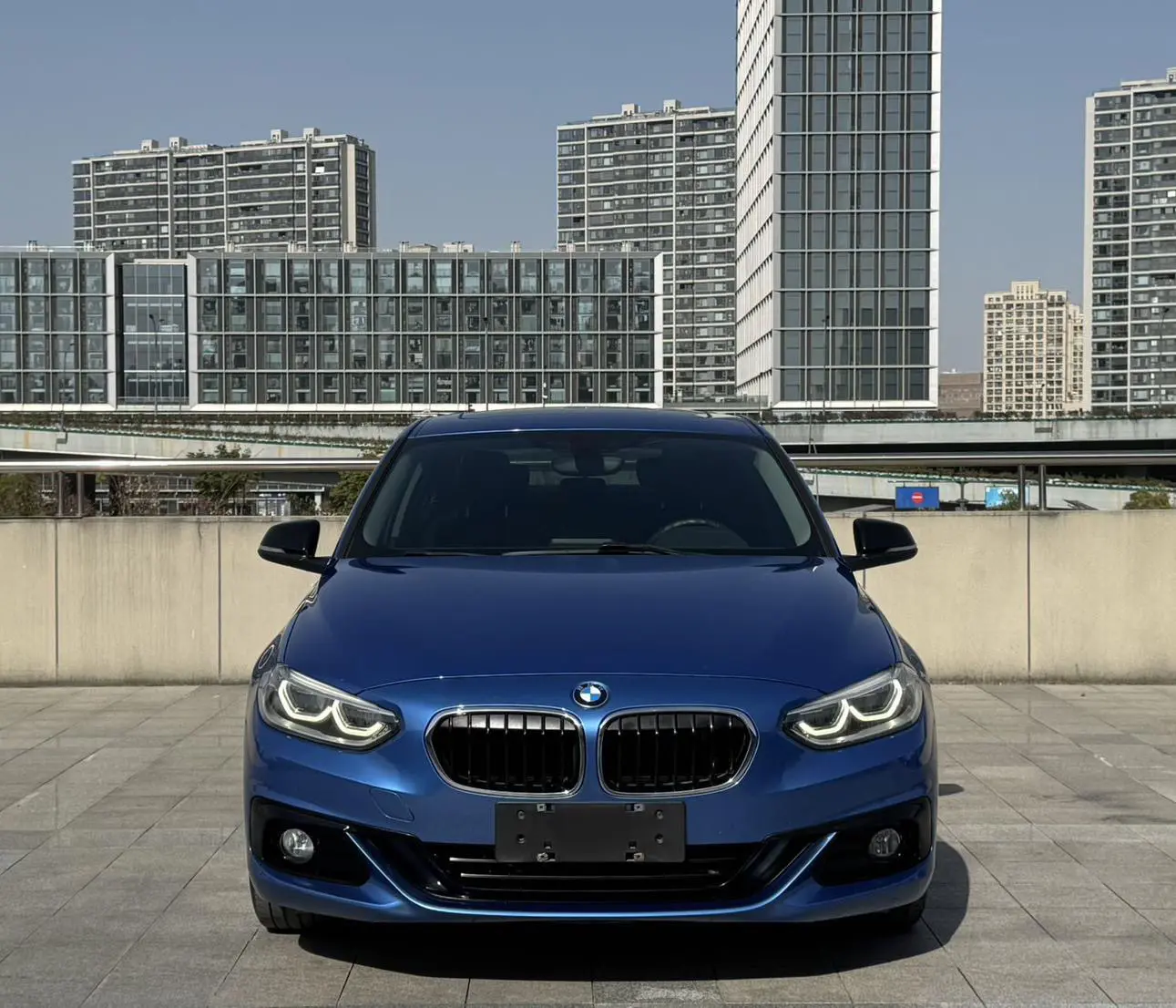 BMW 1 Series  из Китая