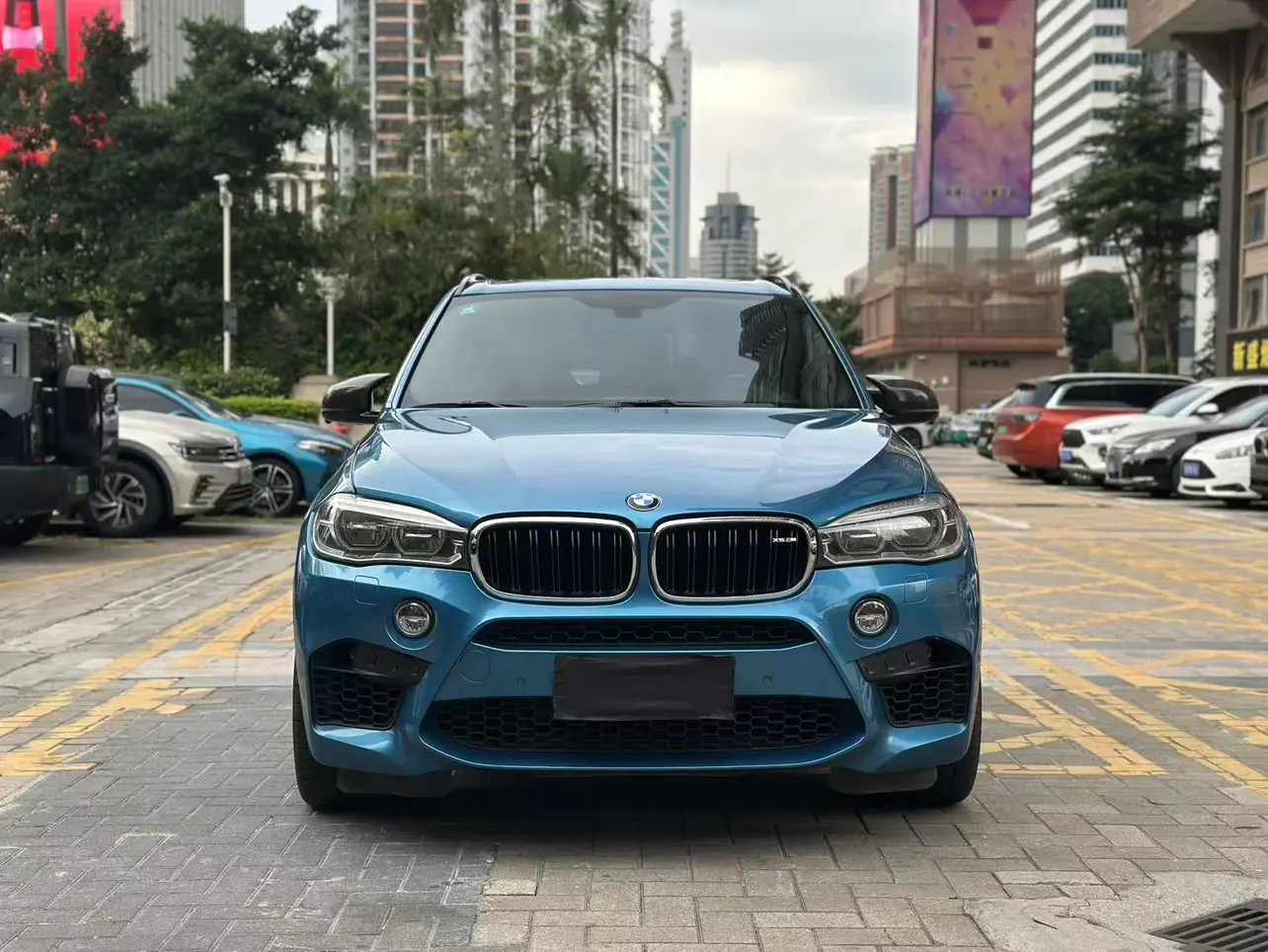 BMW X5M  из Китая
