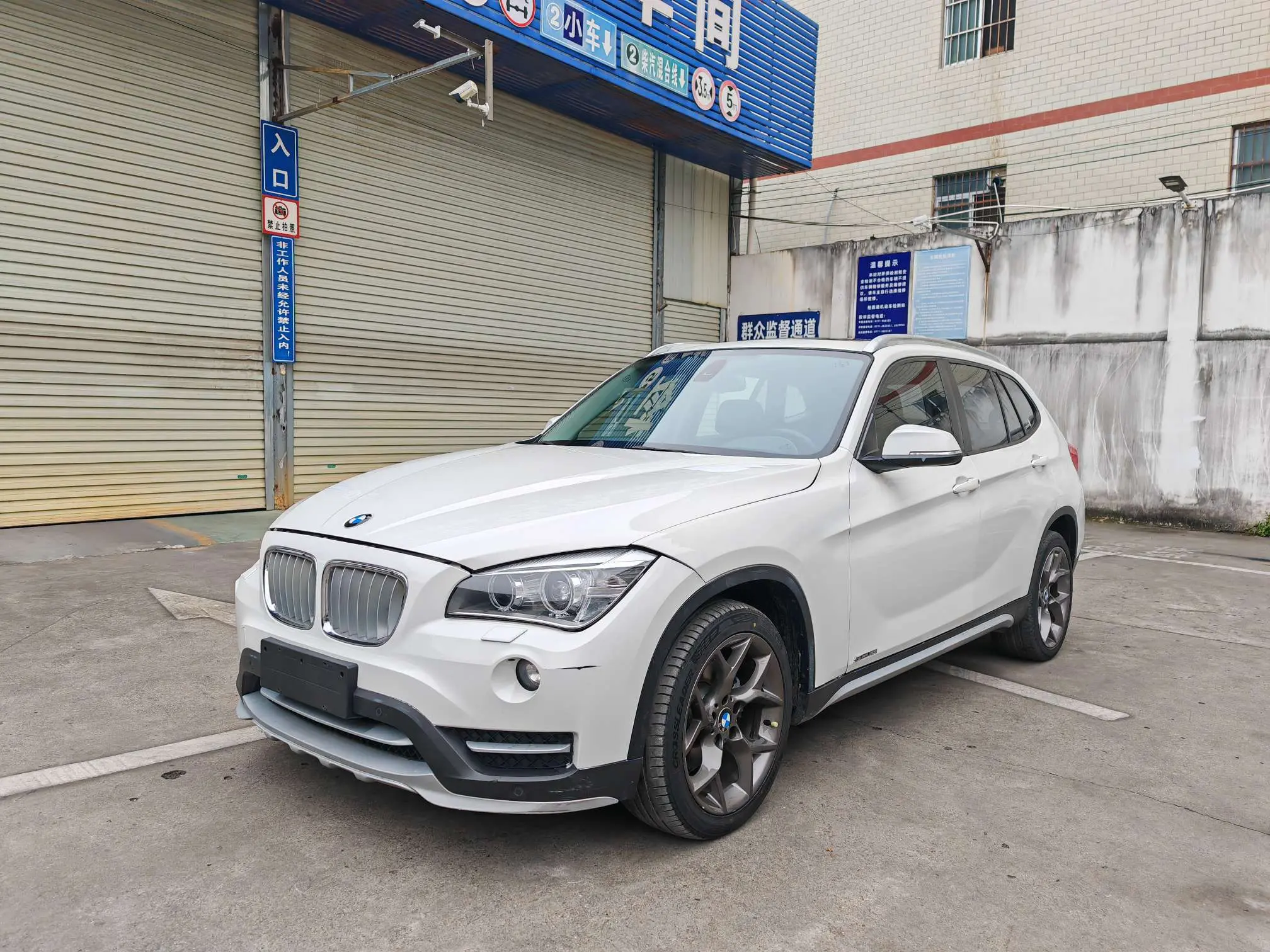 BMW X1  из Китая