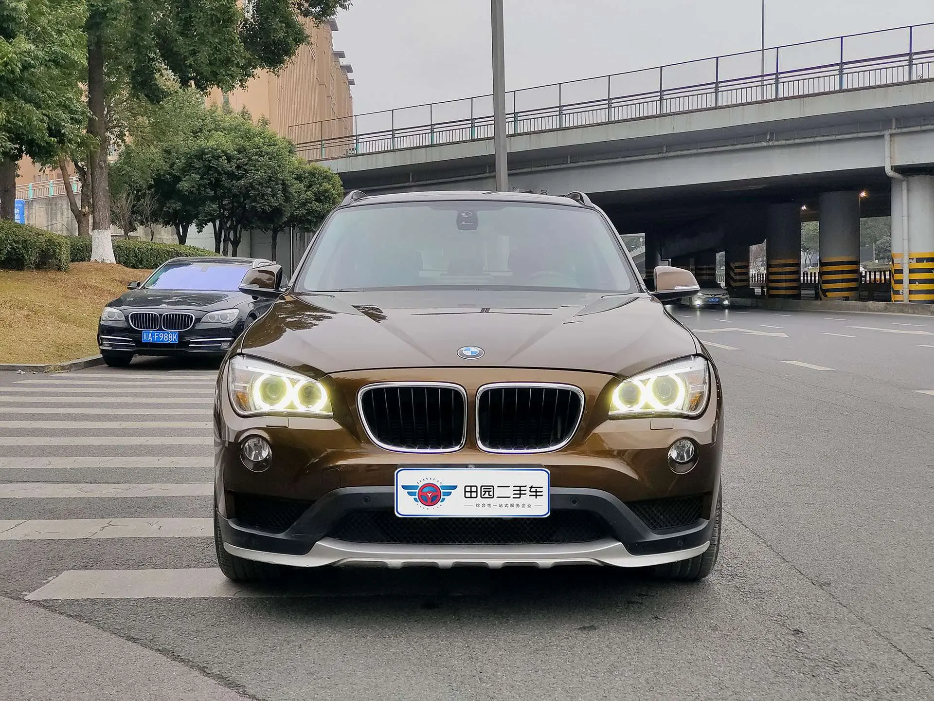 BMW X1  из Китая