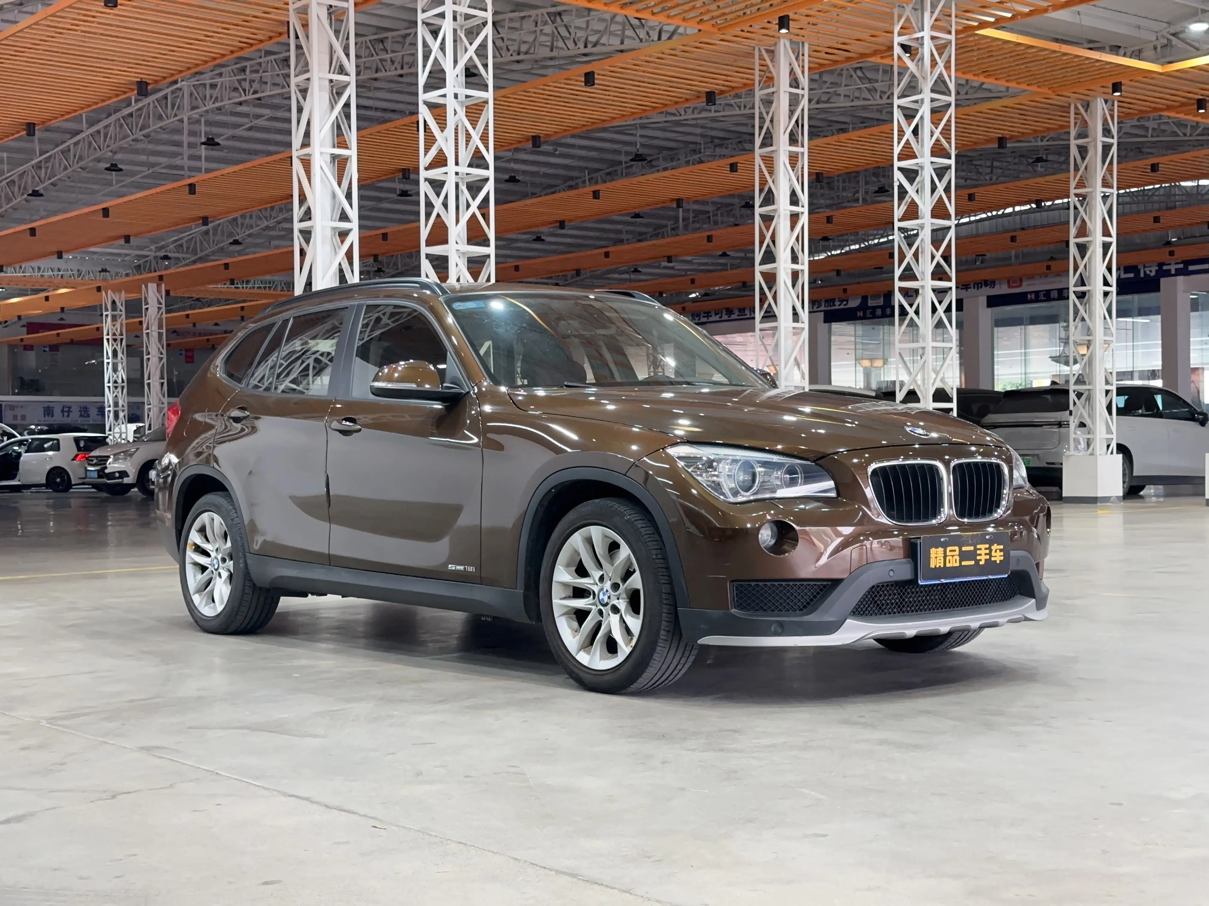 BMW X1  из Китая