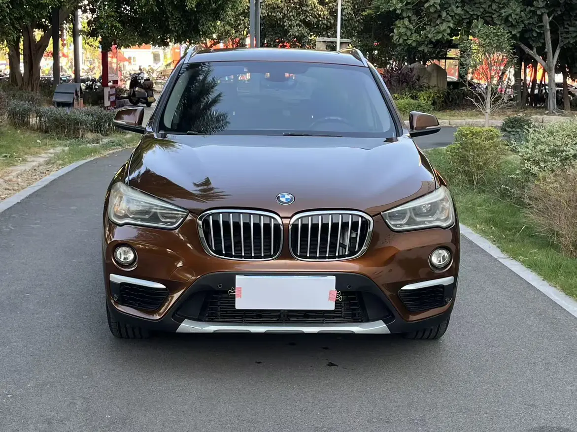 BMW X1  из Китая