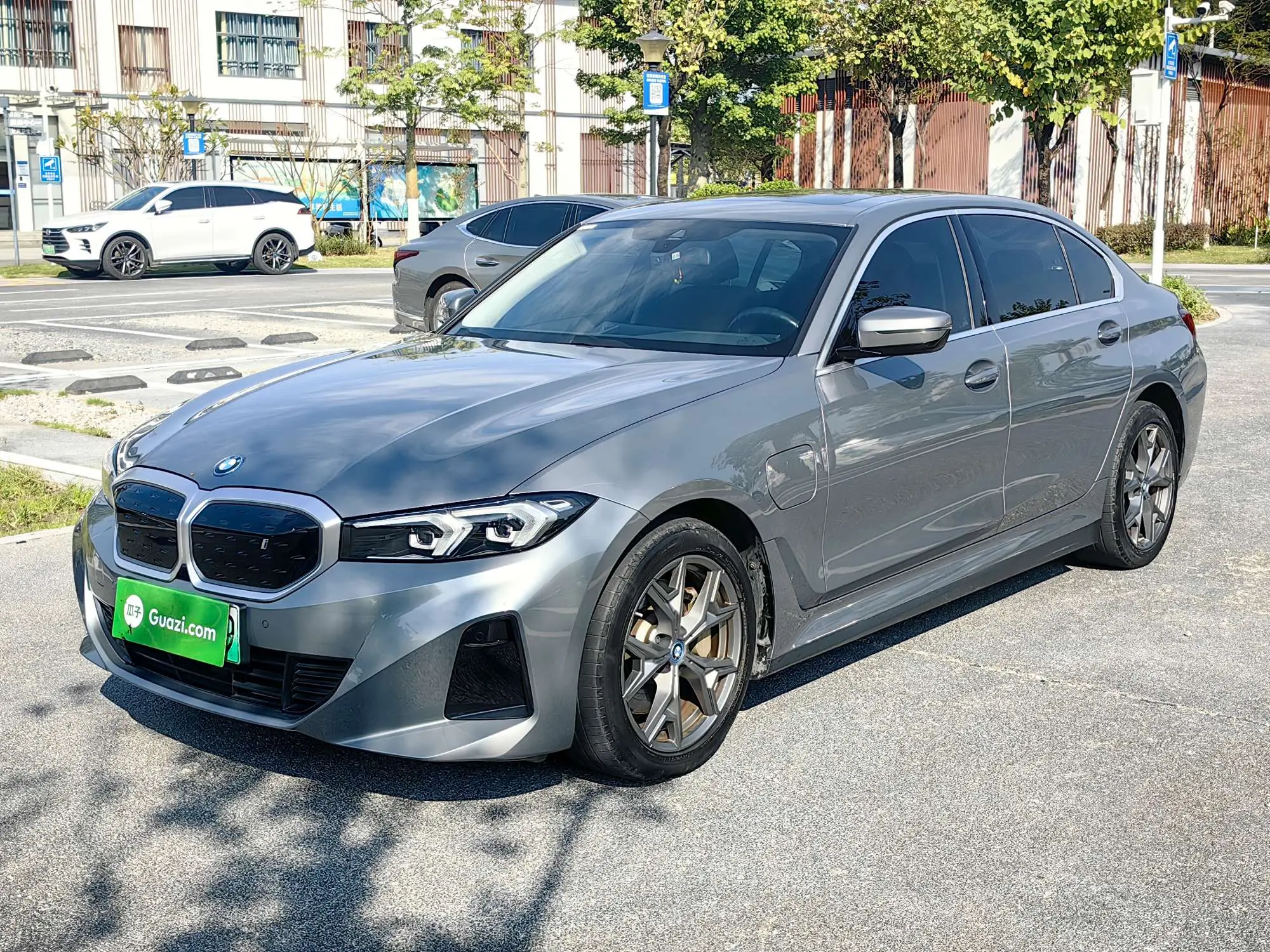 BMW i3  из Китая