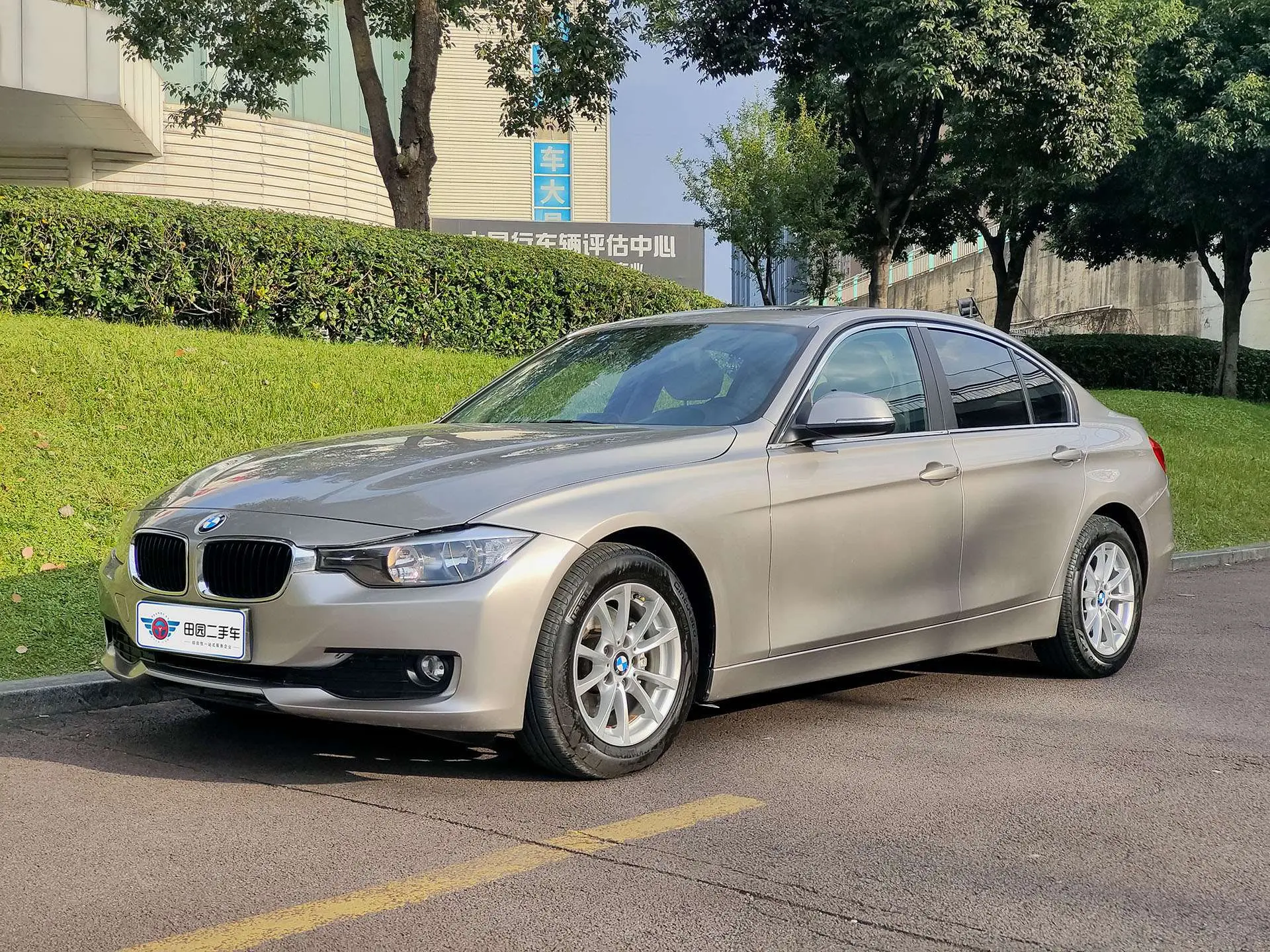 BMW 3 Series  из Китая