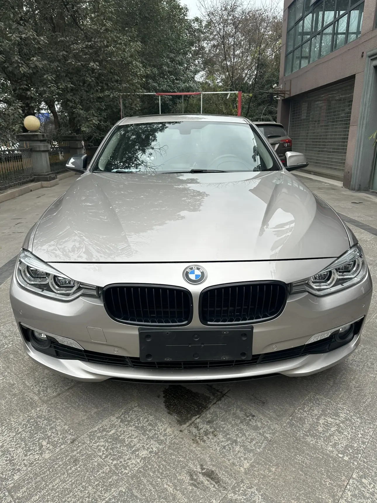 BMW 3 Series  из Китая