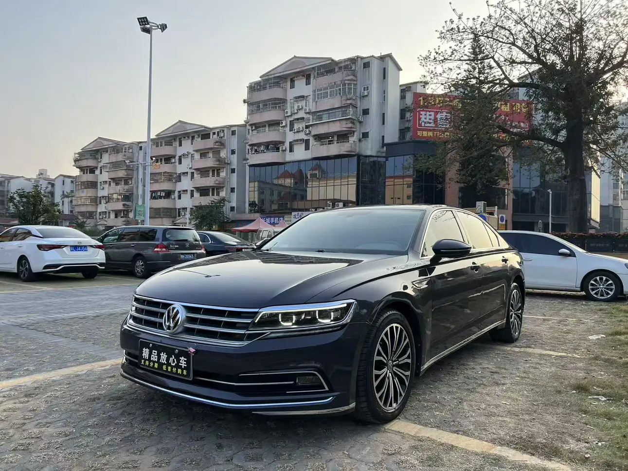 Volkswagen Hui Ang  из Китая