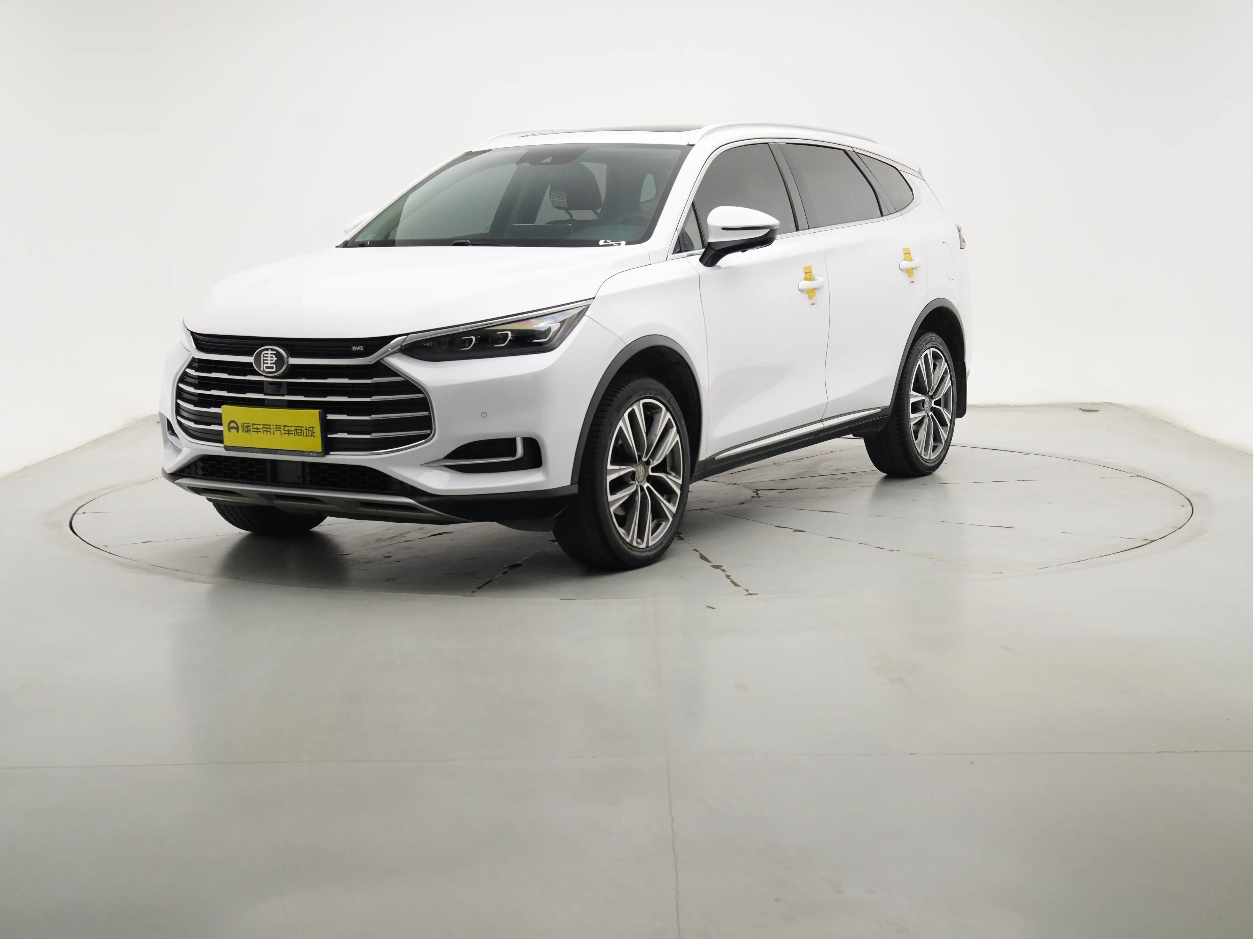 BYD Tang  из Китая