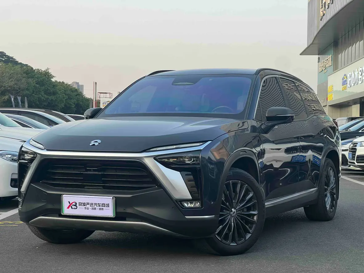 NIO ES8  из Китая