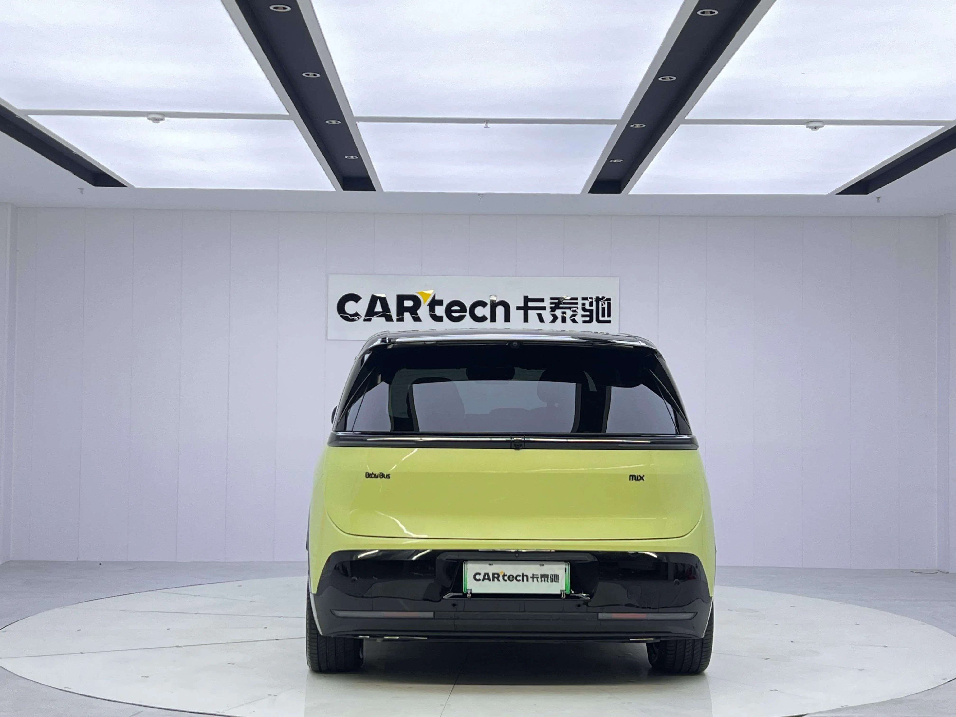 ZEEKR MIX  из Китая