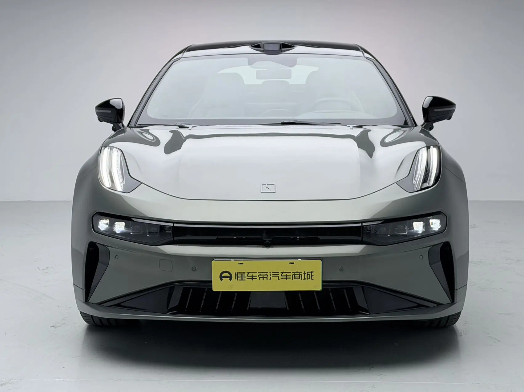 ZEEKR 001  из Китая