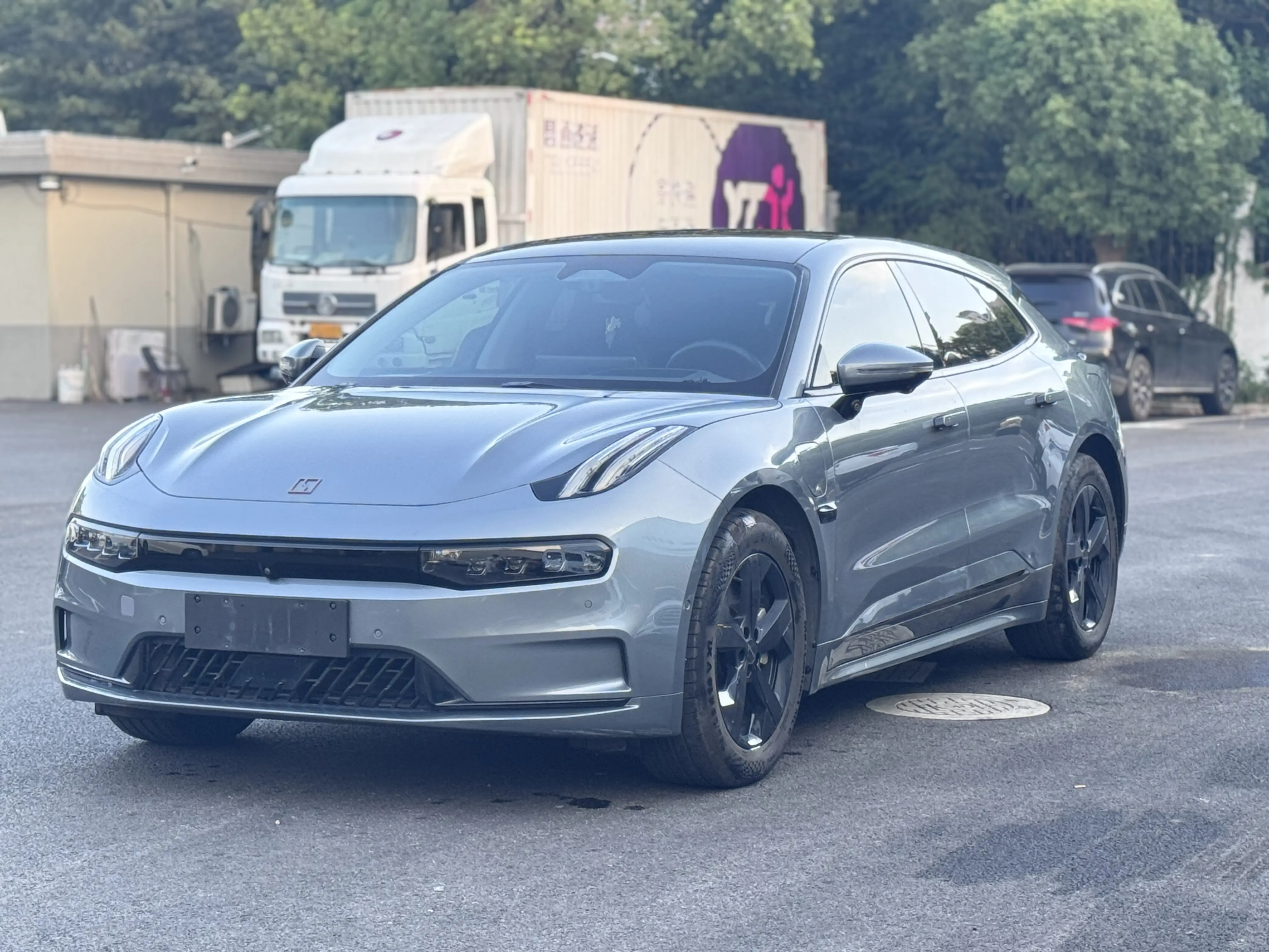 ZEEKR 001  из Китая