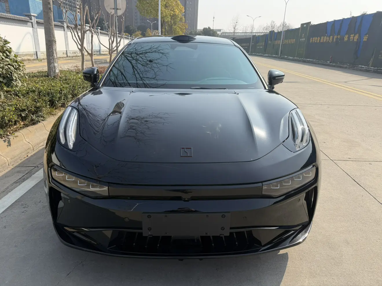 ZEEKR 001  из Китая