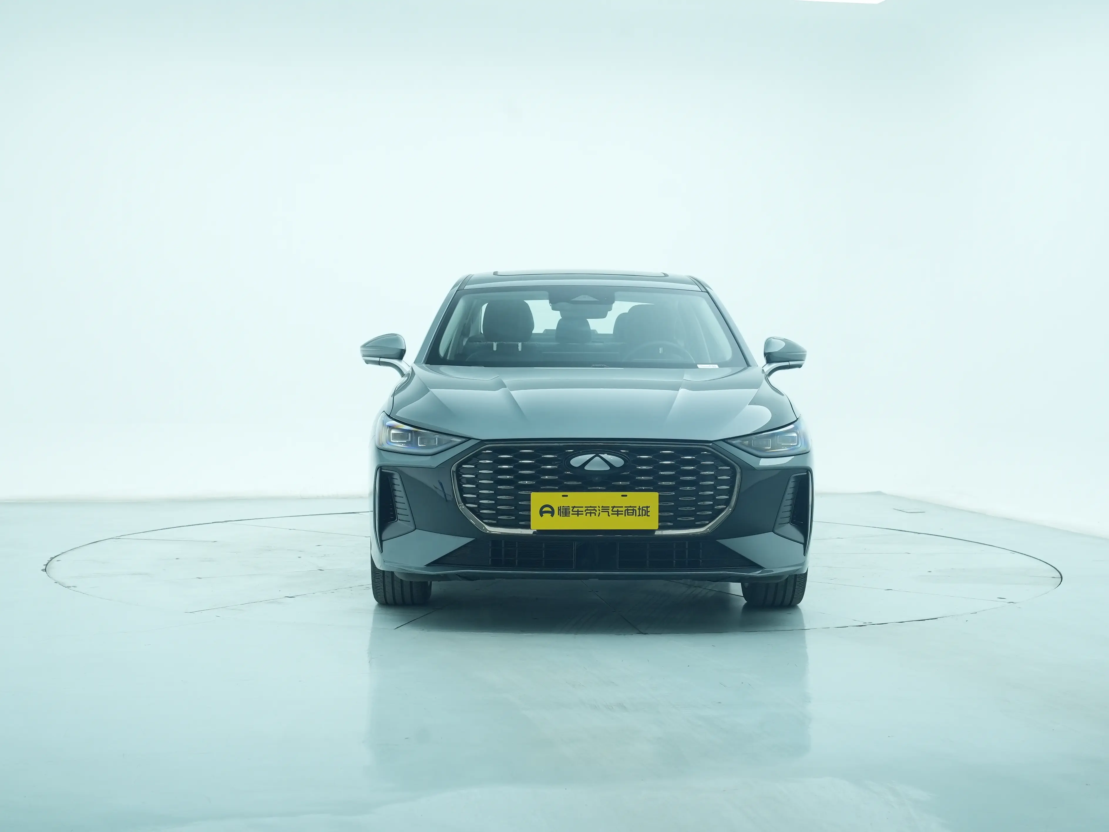 Chery Fengyun A8L  из Китая