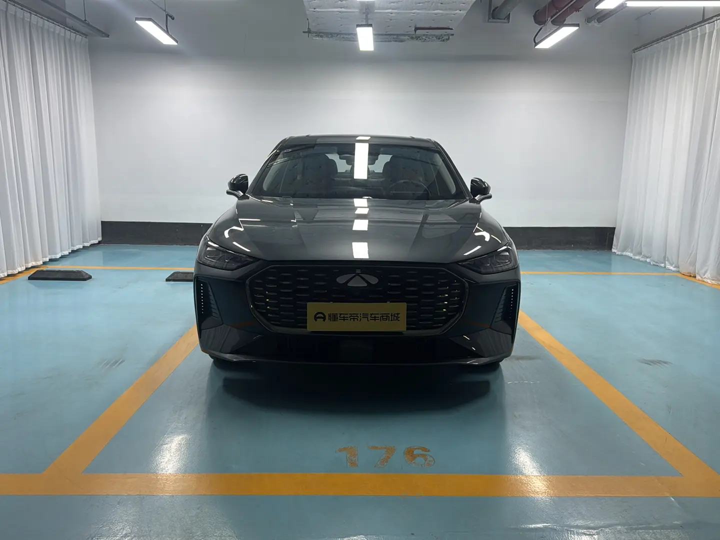 Chery Fengyun A8L  из Китая