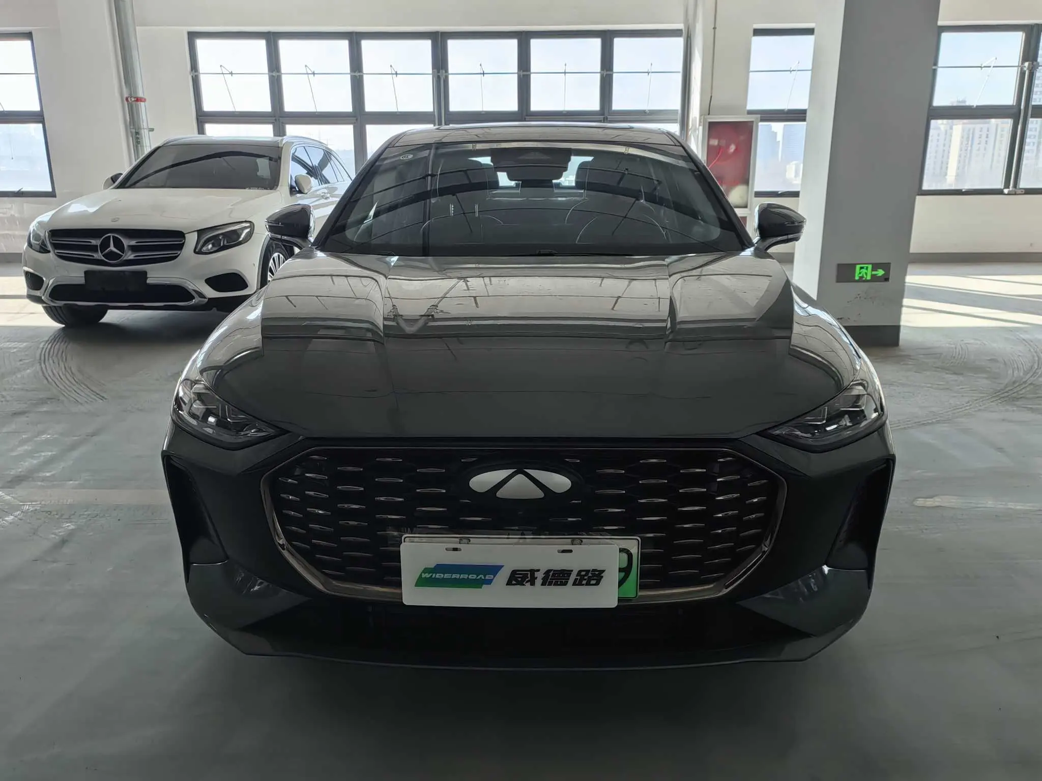 Chery Fengyun A8L  из Китая