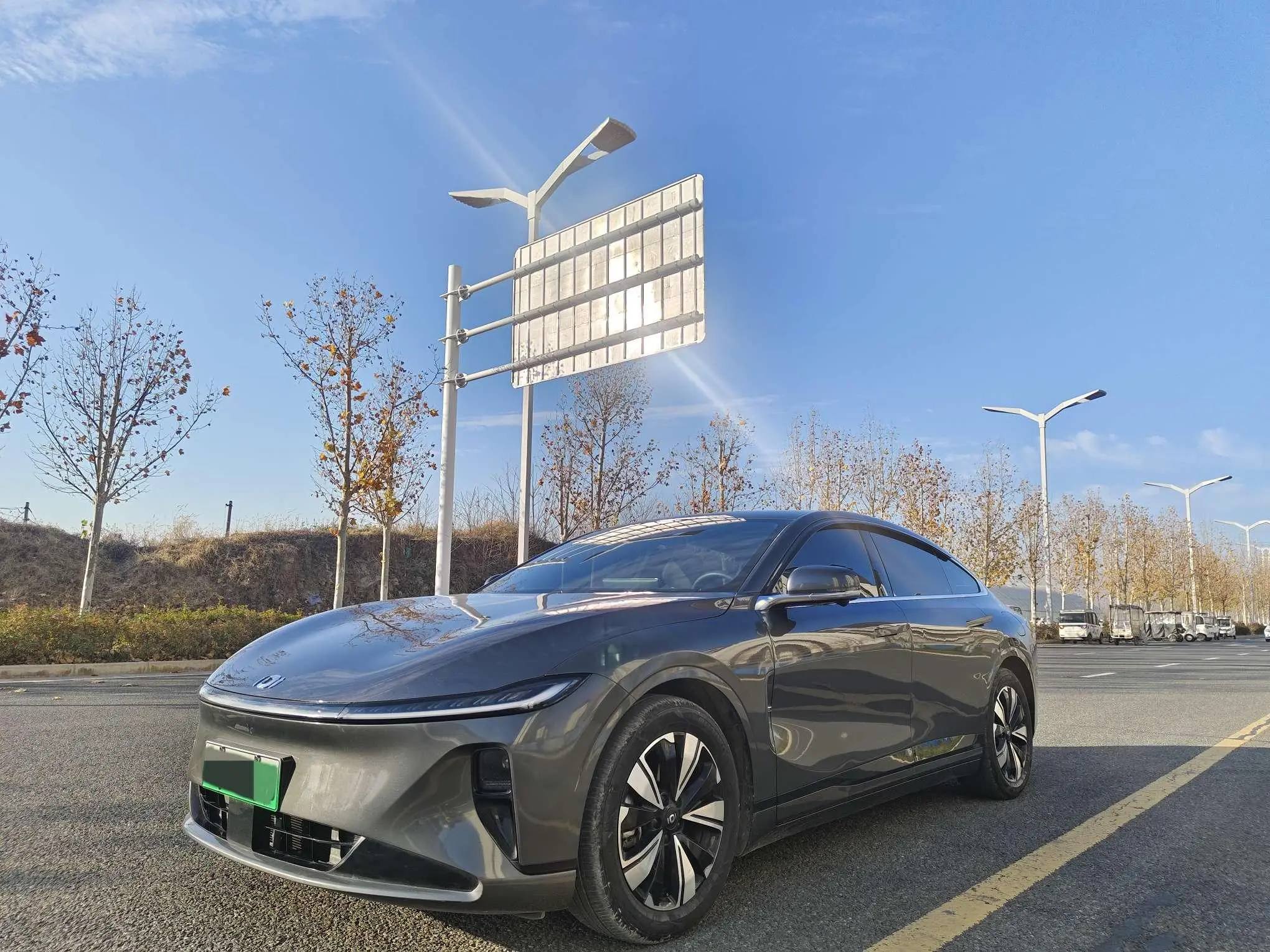 Changan Qiyuan A07  из Китая