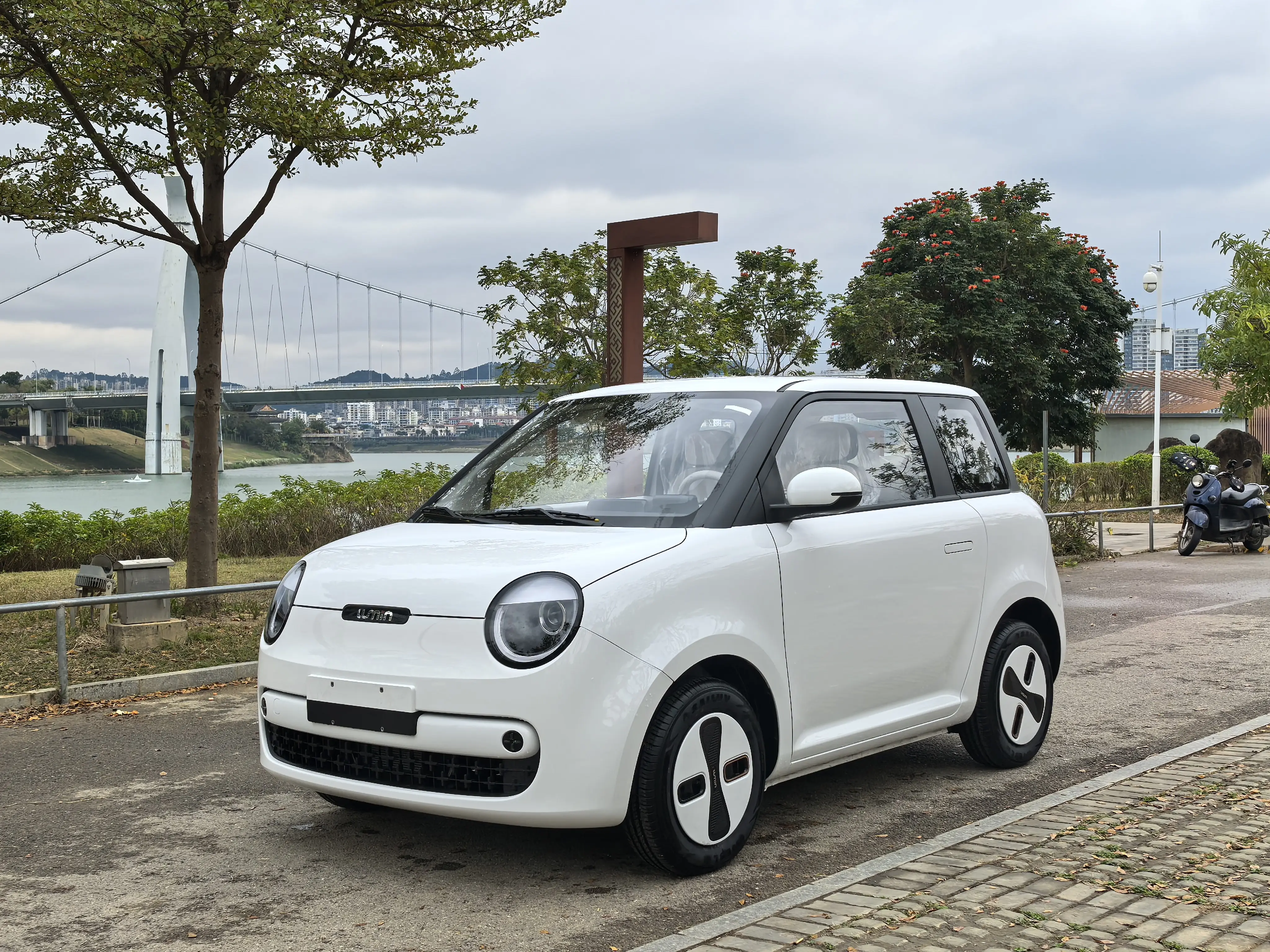 Changan Lumin  из Китая