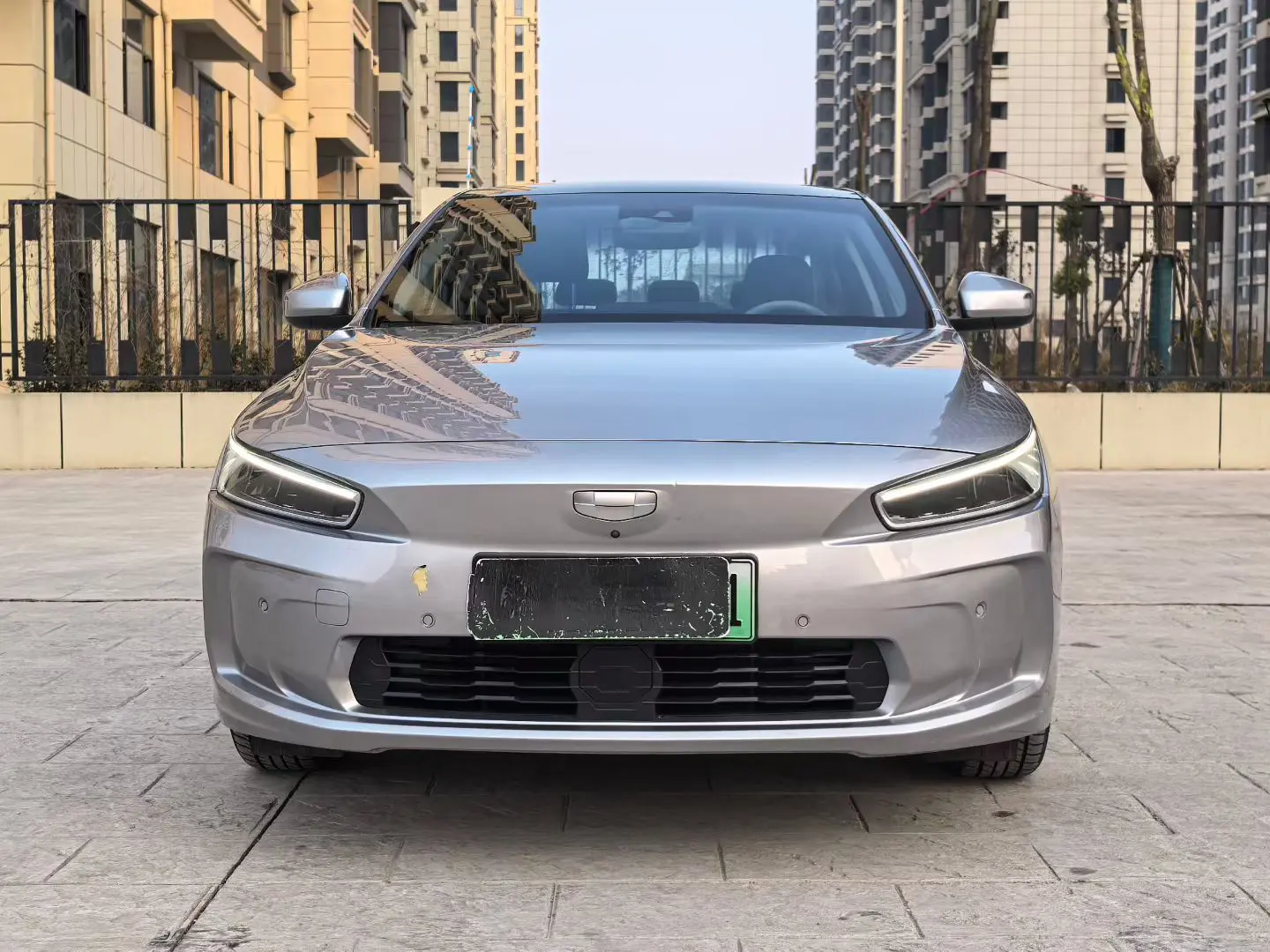 Geely Geometry A  из Китая