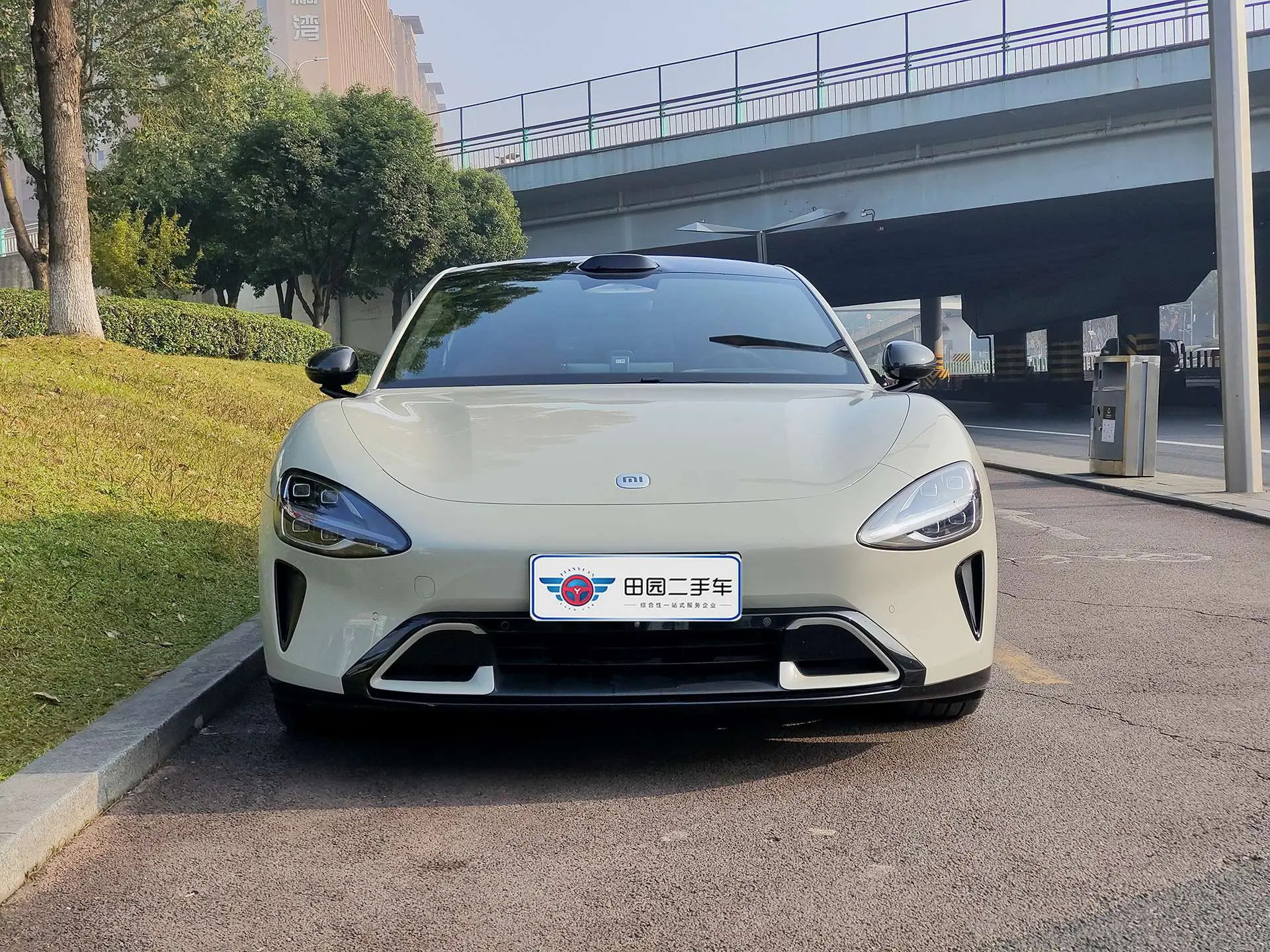 Xiaomi car Xiaomi SU7  из Китая