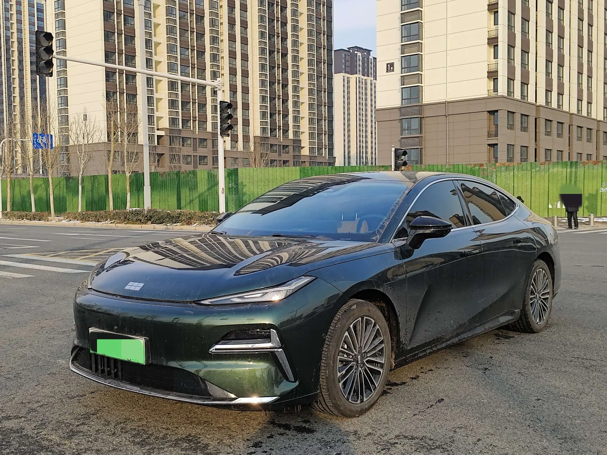 Geely Galaxy Star 8 PHEV  из Китая