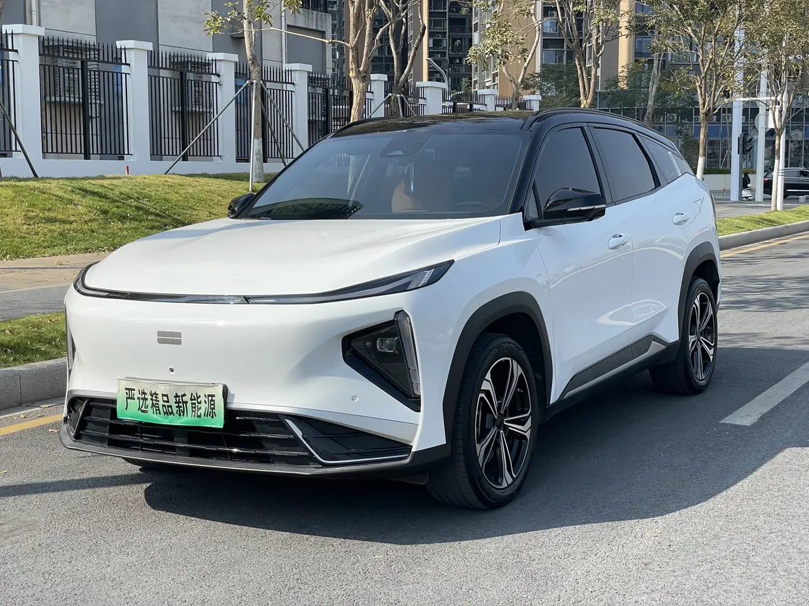 Geely Galaxy L7  из Китая