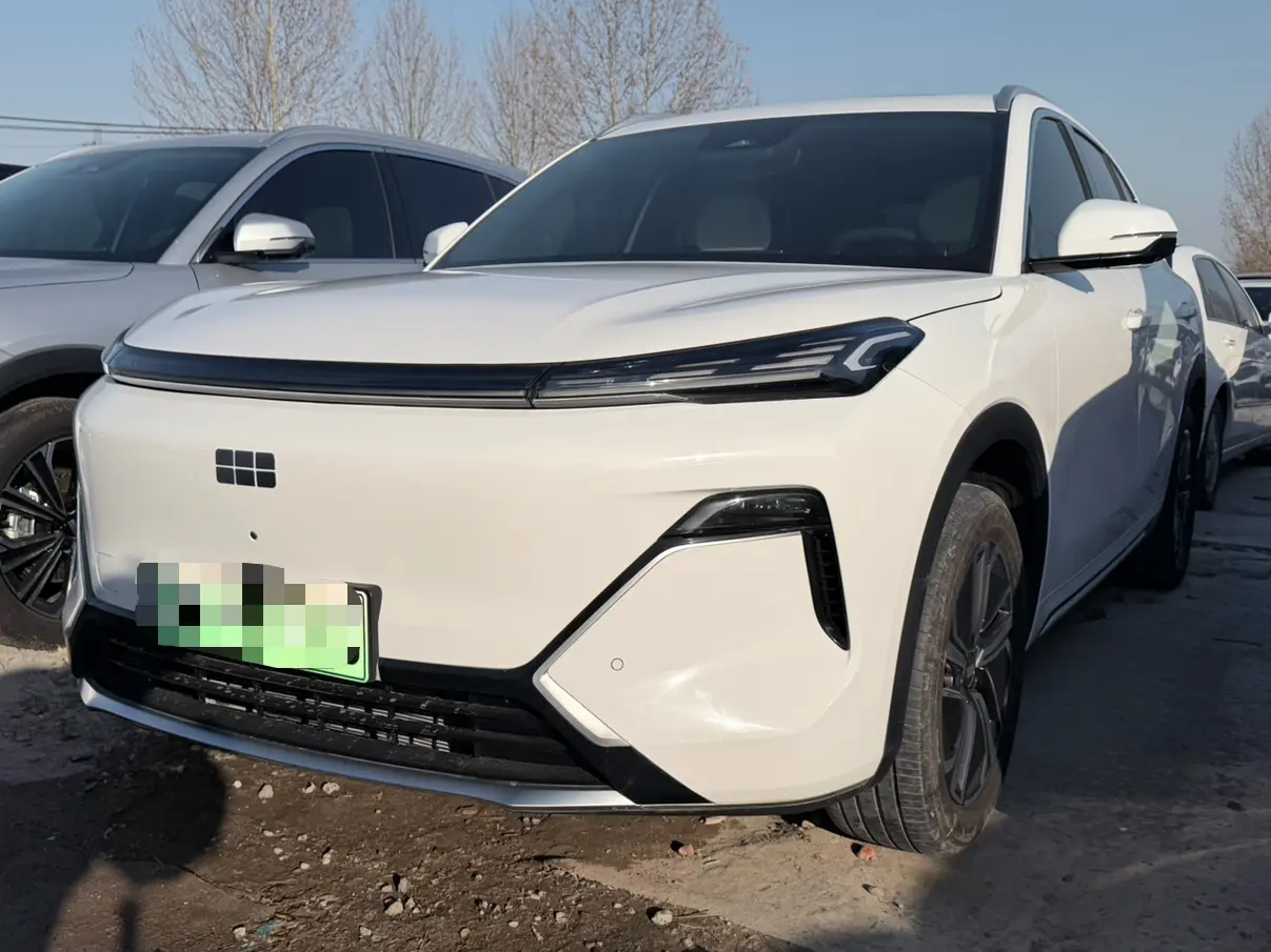 Geely Galaxy Starship 7 EM-i  из Китая