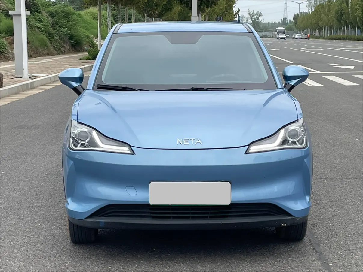 NETA Nezha V  из Китая