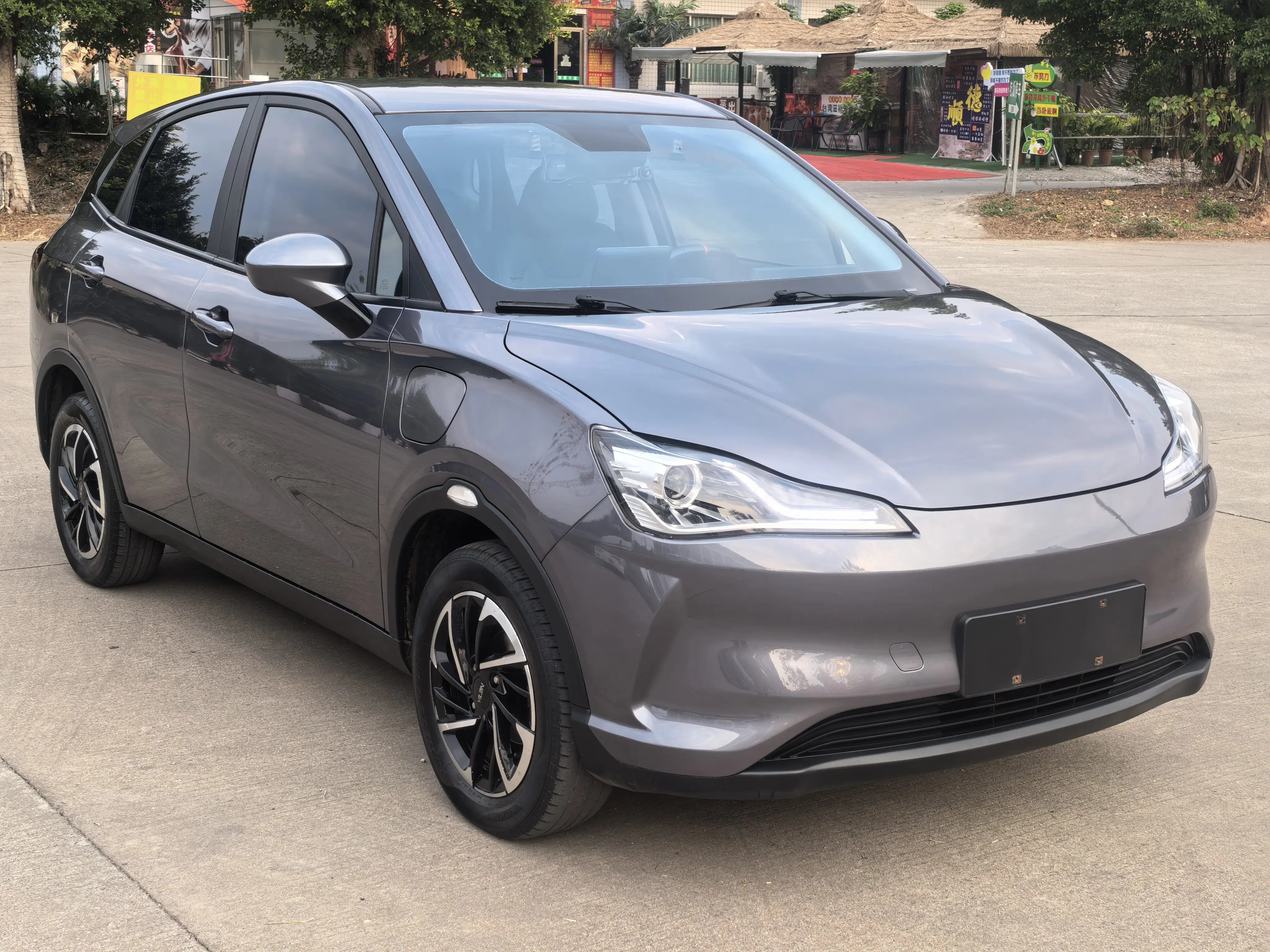 NETA Nezha V  из Китая