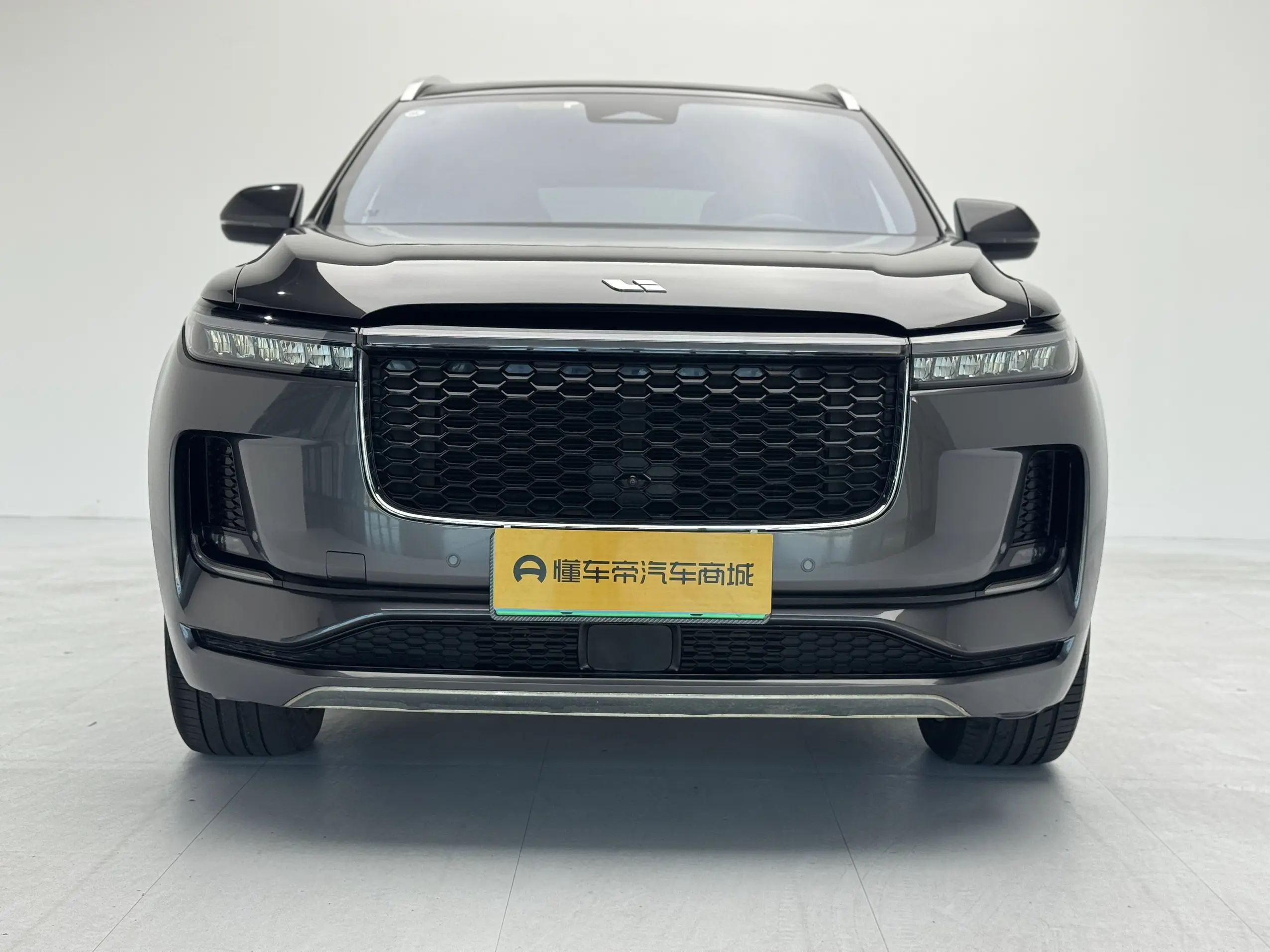 Li ONE (Ideal ONE)  из Китая