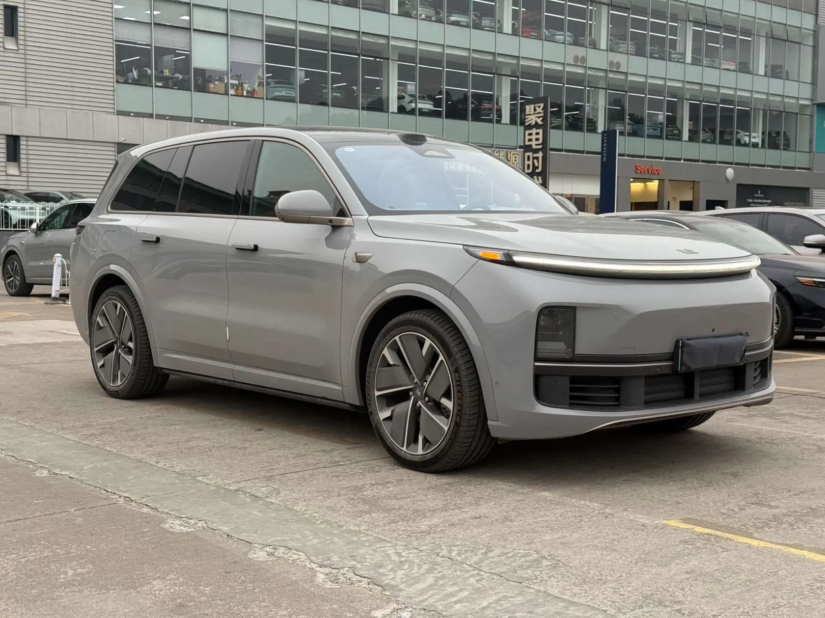 Li L9 (Ideal L9)  из Китая