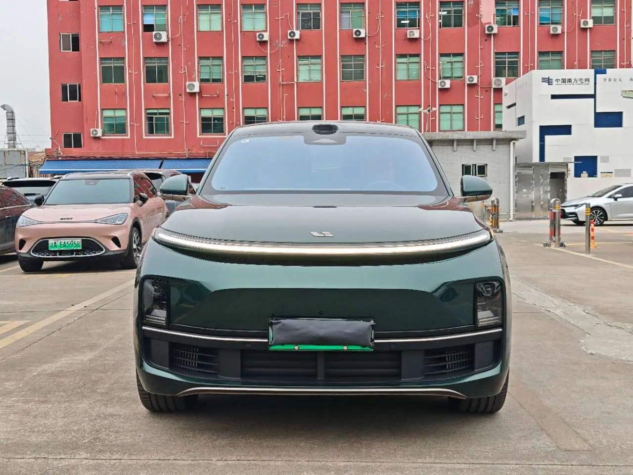 Li L9 (Ideal L9)  из Китая