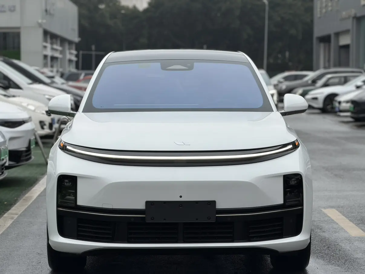 Li L7 (Ideal L7)  из Китая