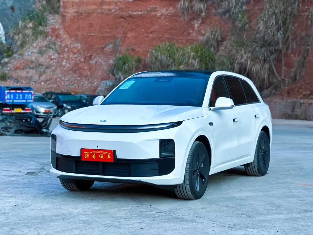 Li L6 (Ideal L6)  из Китая