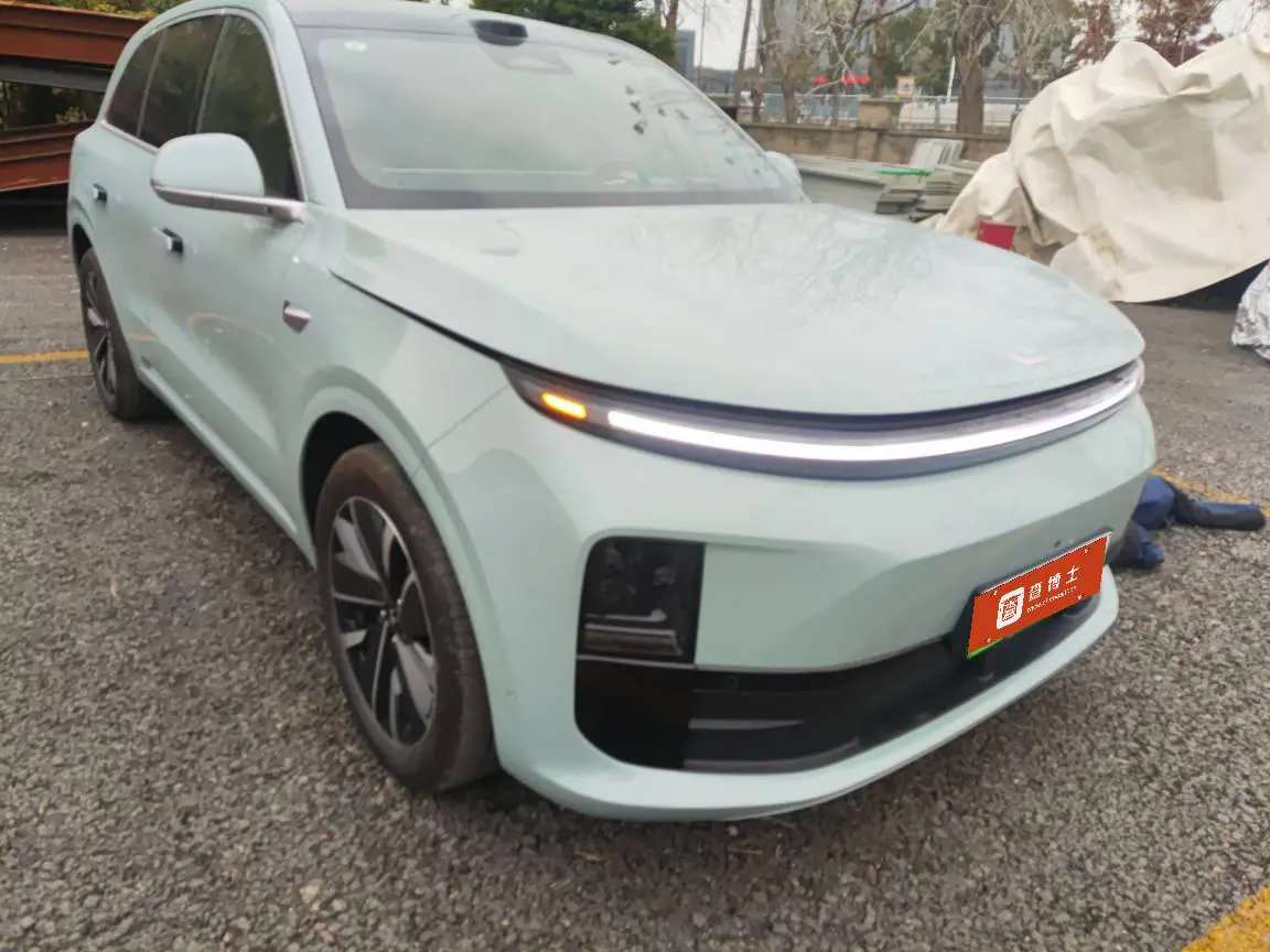 Li L6 (Ideal L6)  из Китая