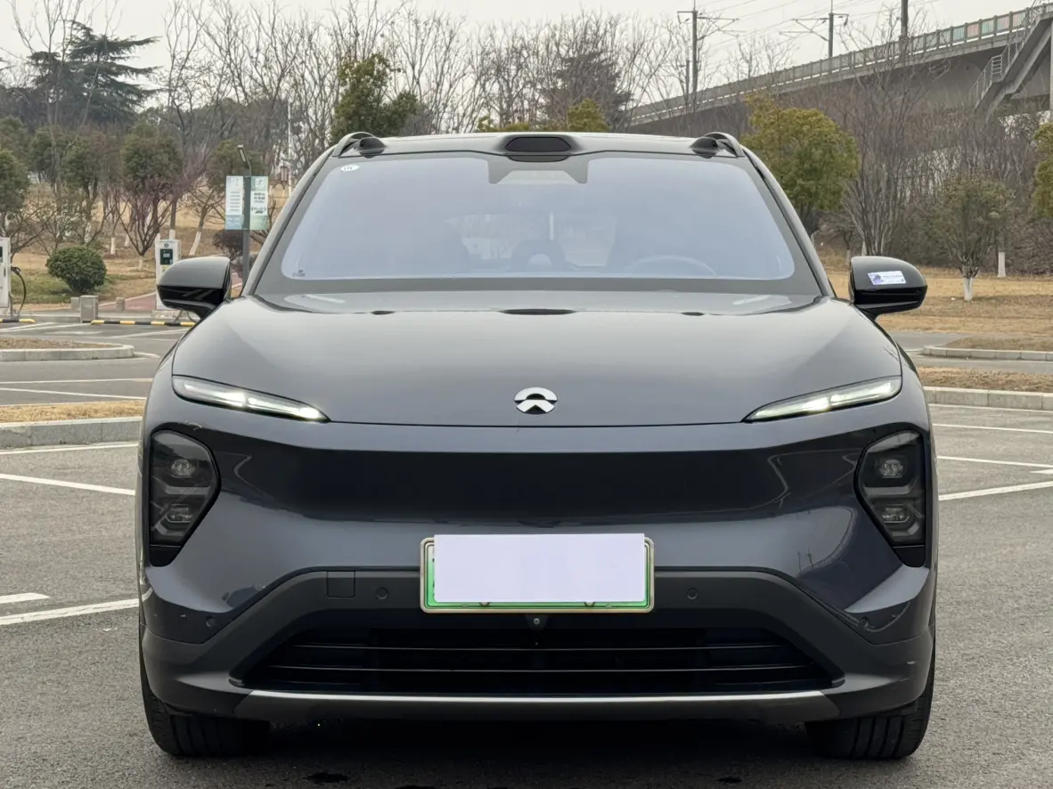 NIO ES7  из Китая