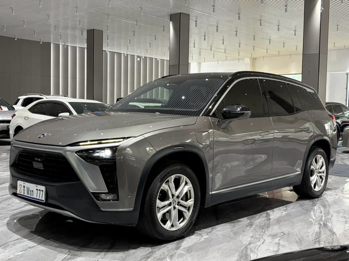 NIO ES8  из Китая