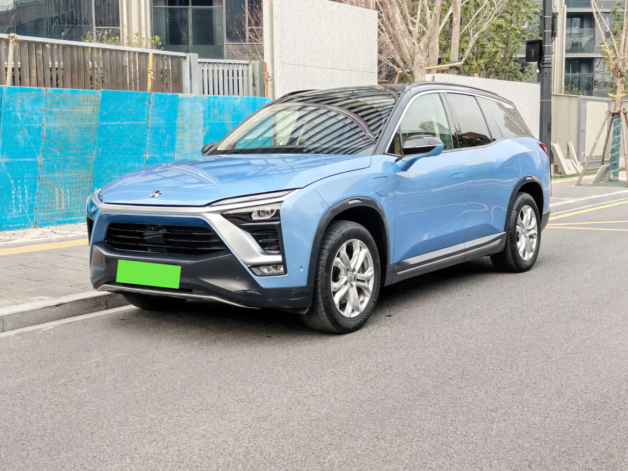 NIO ES8  из Китая