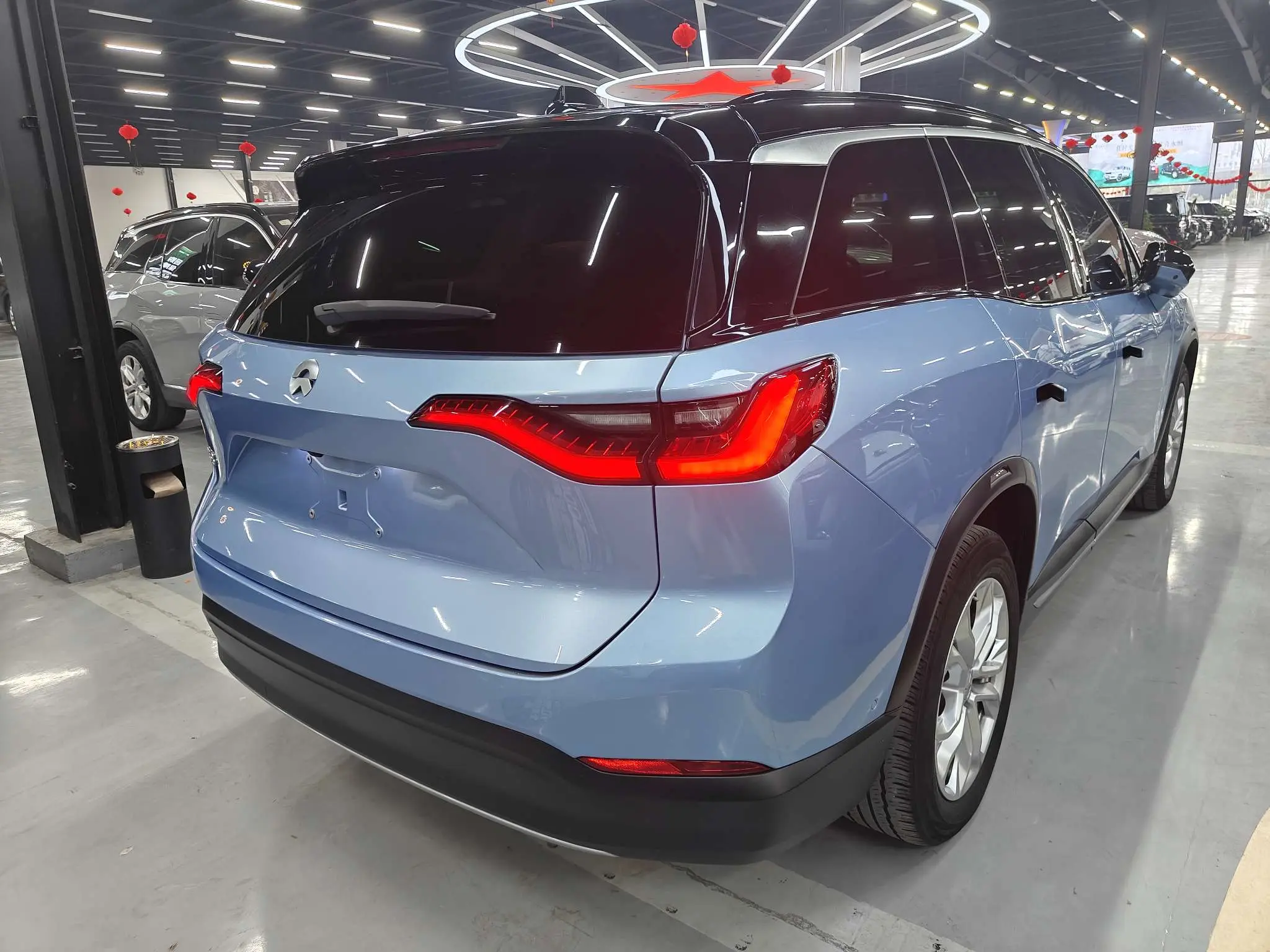 NIO ES8  из Китая