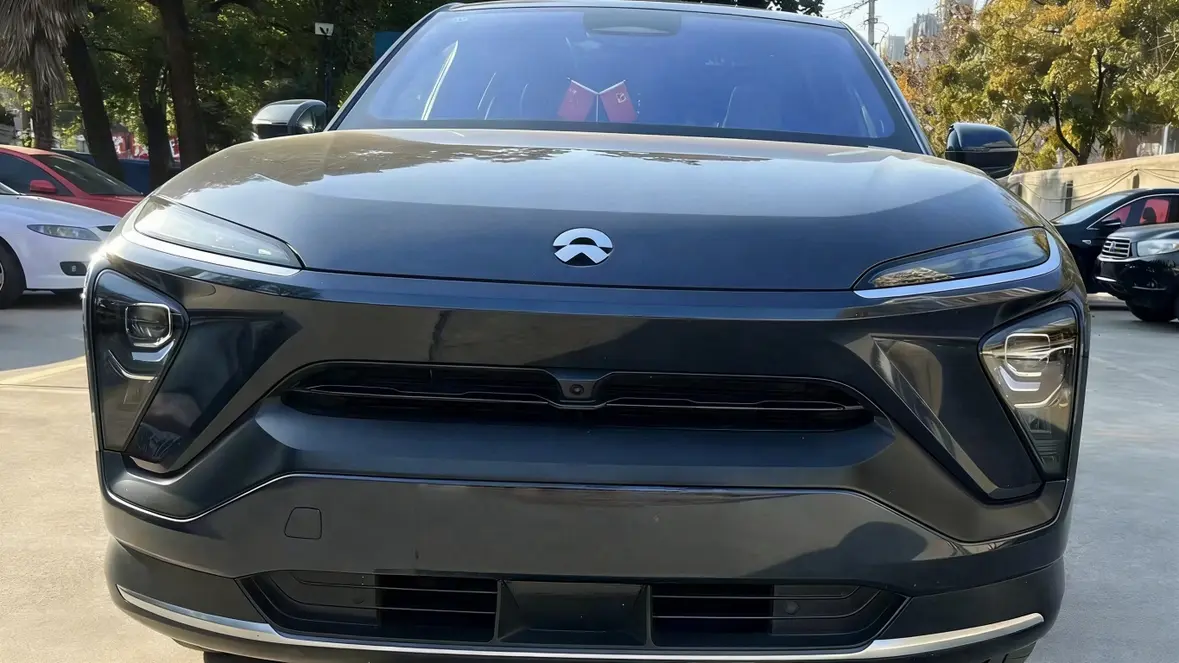 NIO EC6  из Китая