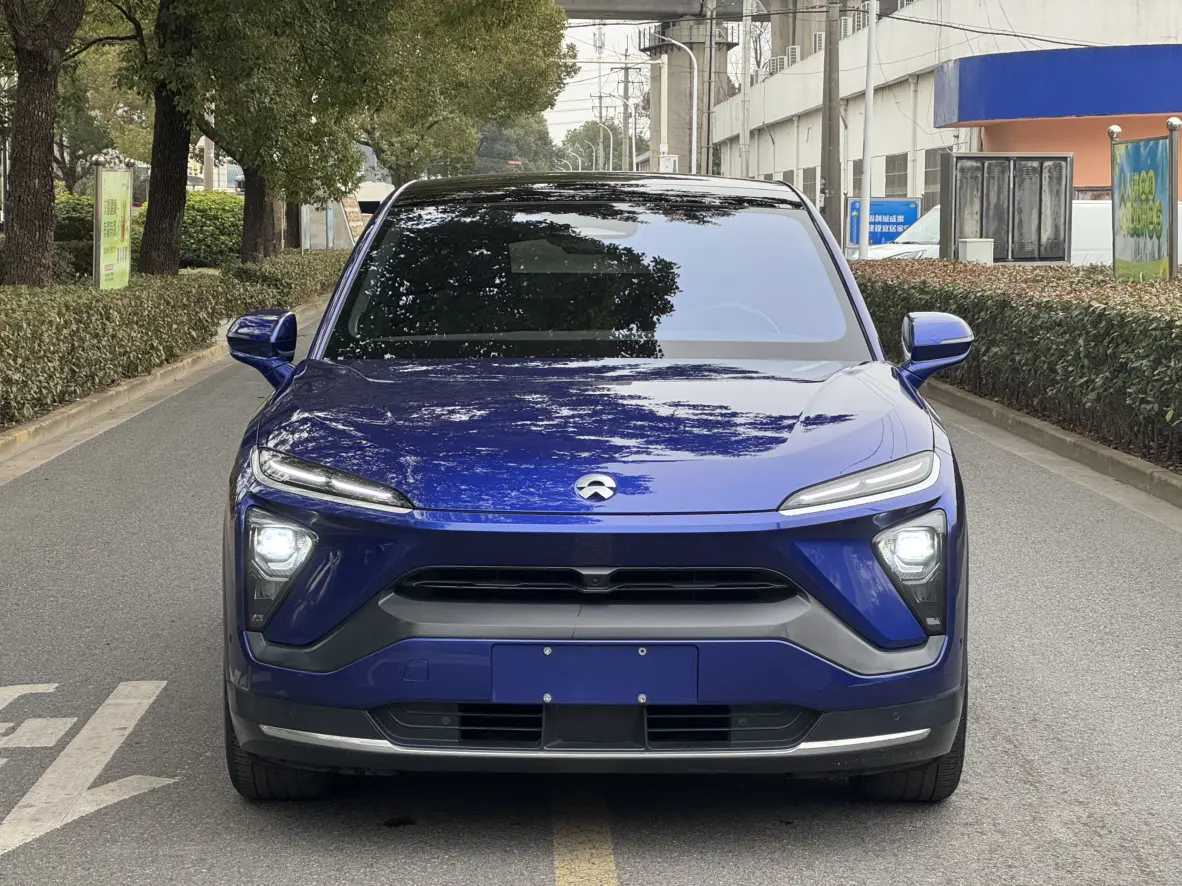 NIO EC6  из Китая