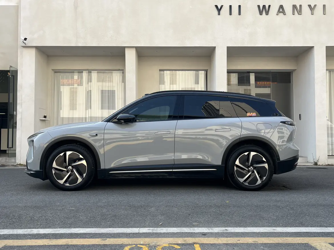 NIO ES6  из Китая