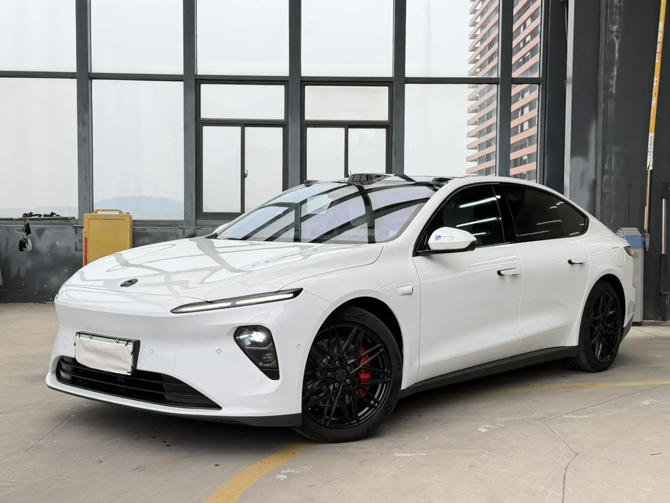 NIO ET7  из Китая