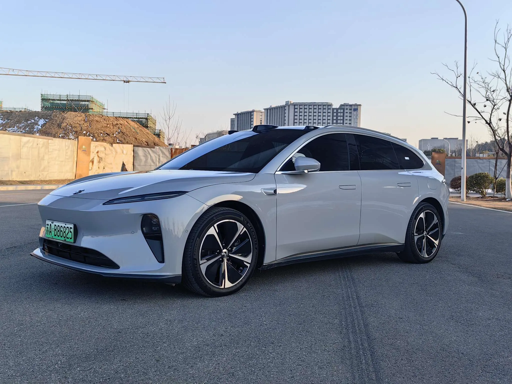 NIO ET5T  из Китая
