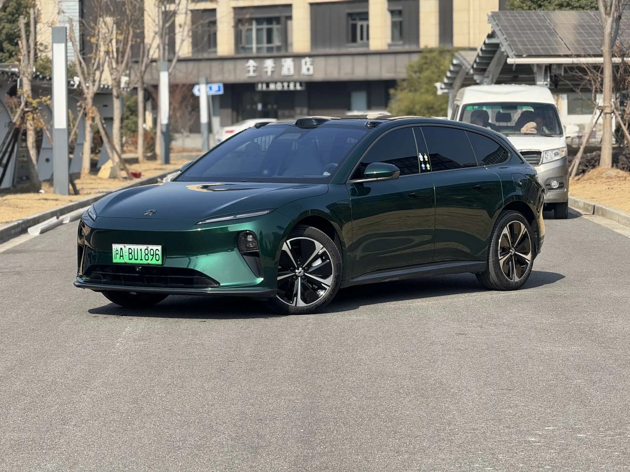 NIO ET5T  из Китая