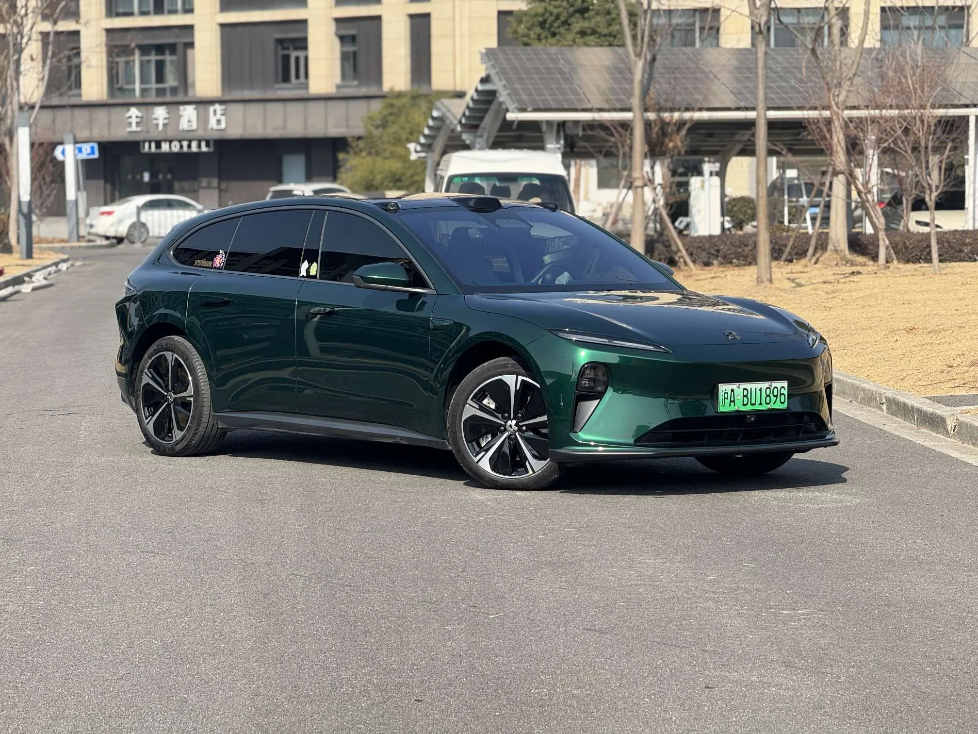 NIO ET5T  из Китая