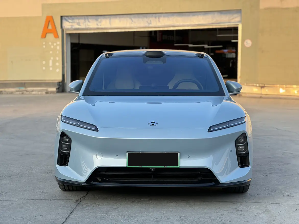NIO ET5T  из Китая