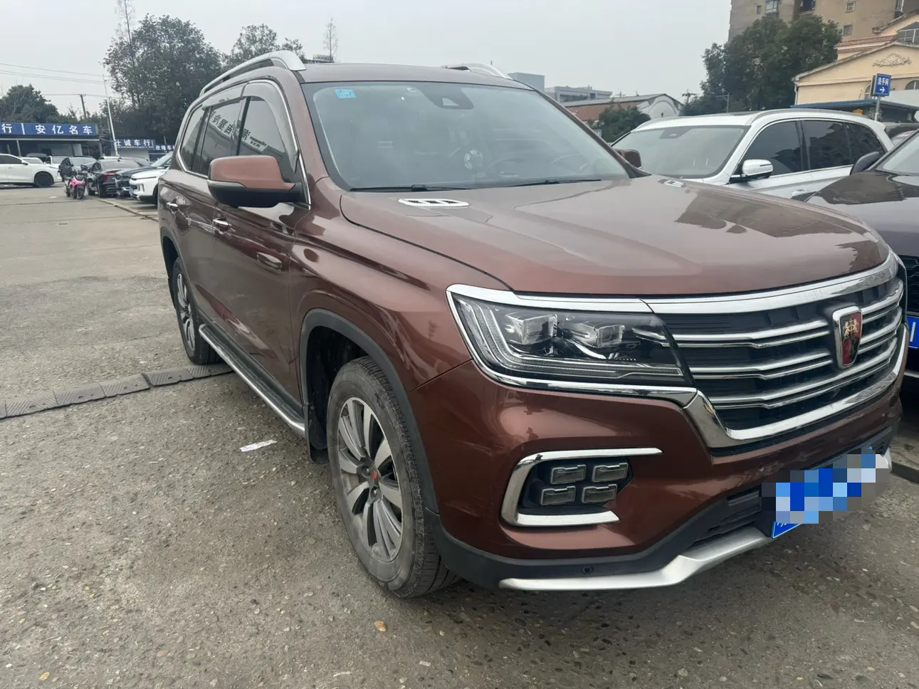Roewe RX8  из Китая
